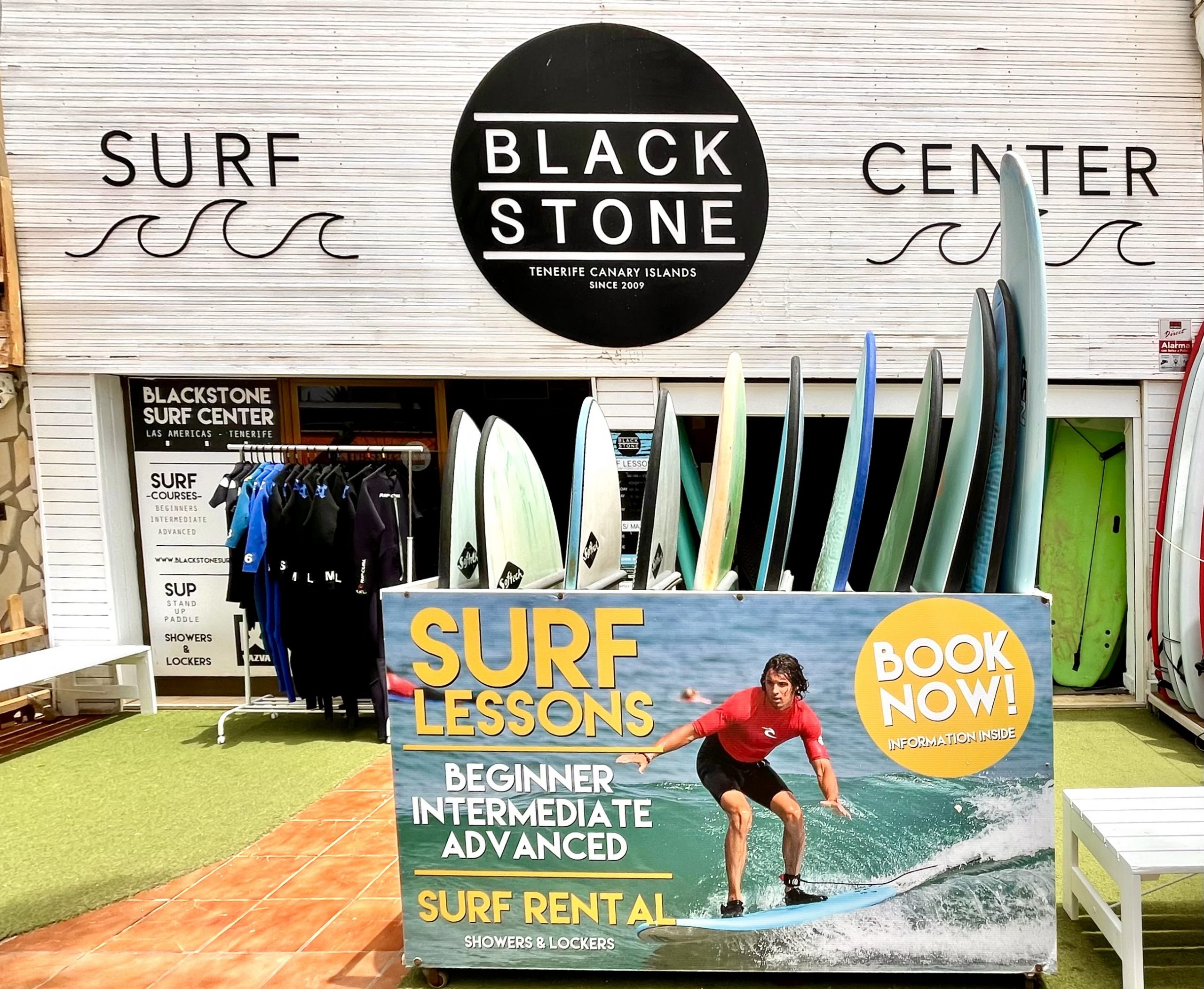 Welcome to Blackstone Surf Center in Playa las Américas in Tenerife